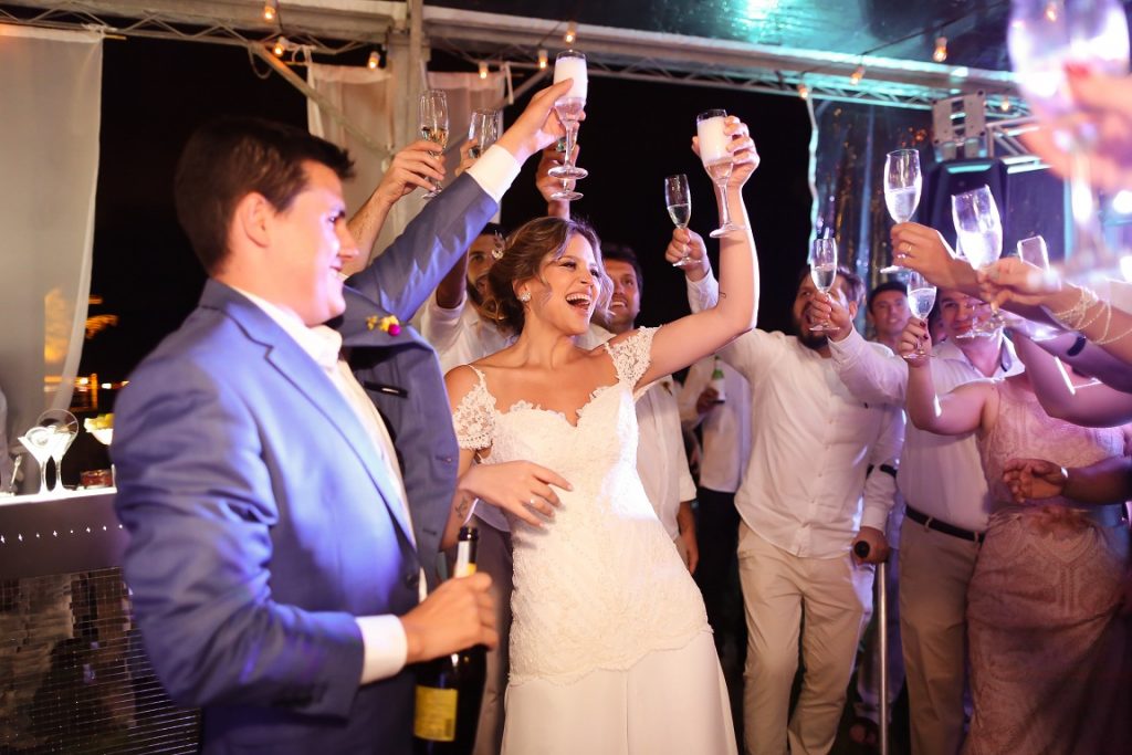 casamento na praia thalita e lindo (8)