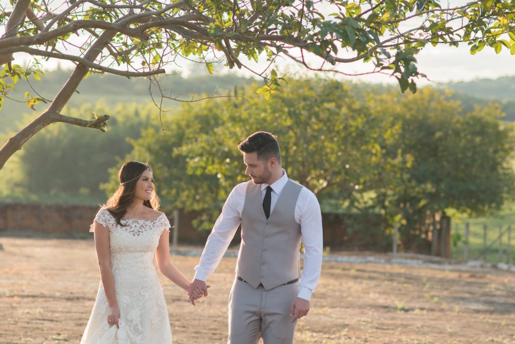 Joyce Kitamura e Victor em casamento na Fazenda Paraíso - Noiva Ansiosa