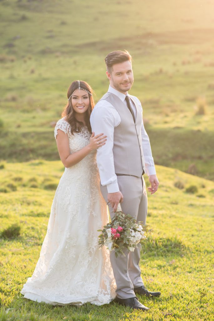 Joyce Kitamura e Victor em casamento na Fazenda Paraíso - Noiva Ansiosa