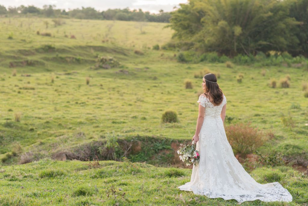 Joyce Kitamura e Victor em casamento na Fazenda Paraíso - Noiva Ansiosa