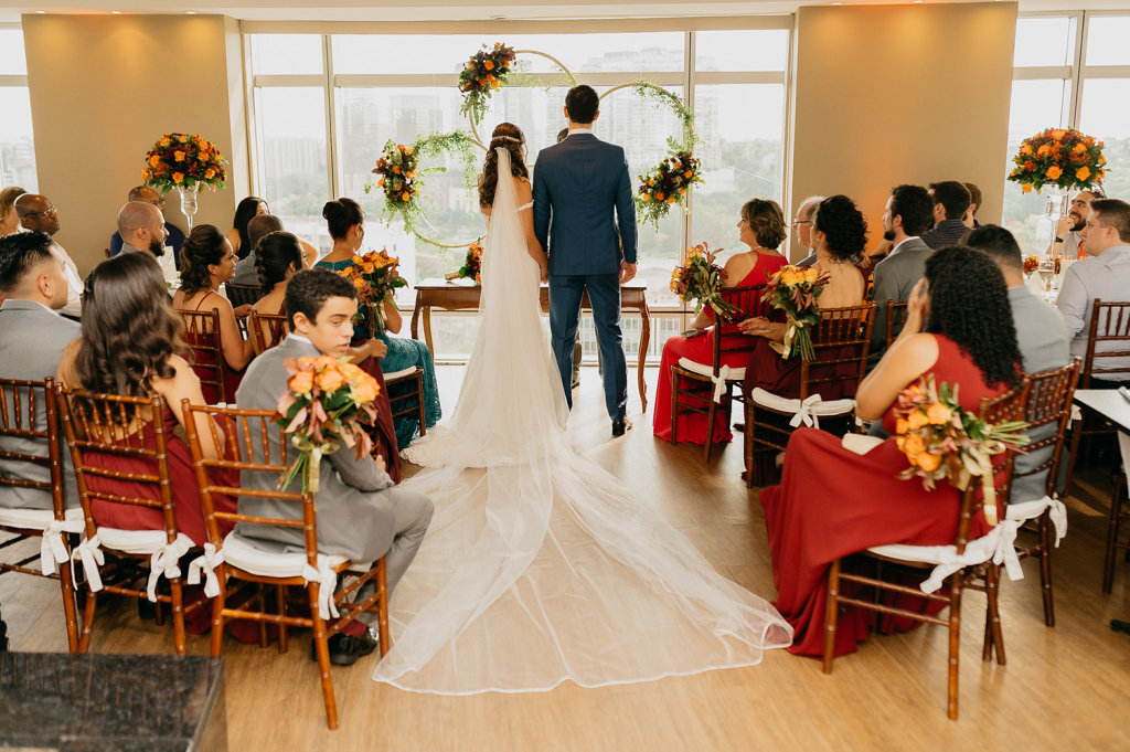 Samila e Gabriel | Casamento urbano e romântico no Trio 19