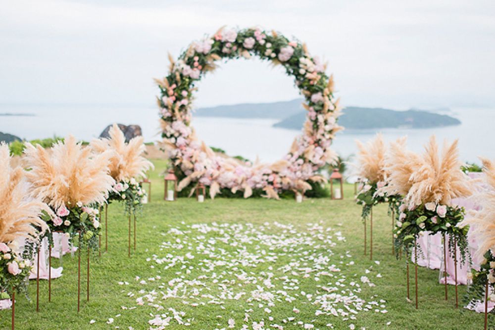 capim dos pampas na decoracao do casamento