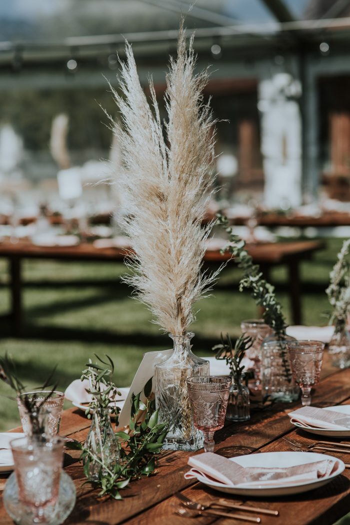 capim dos pampas na decoracao do casamento