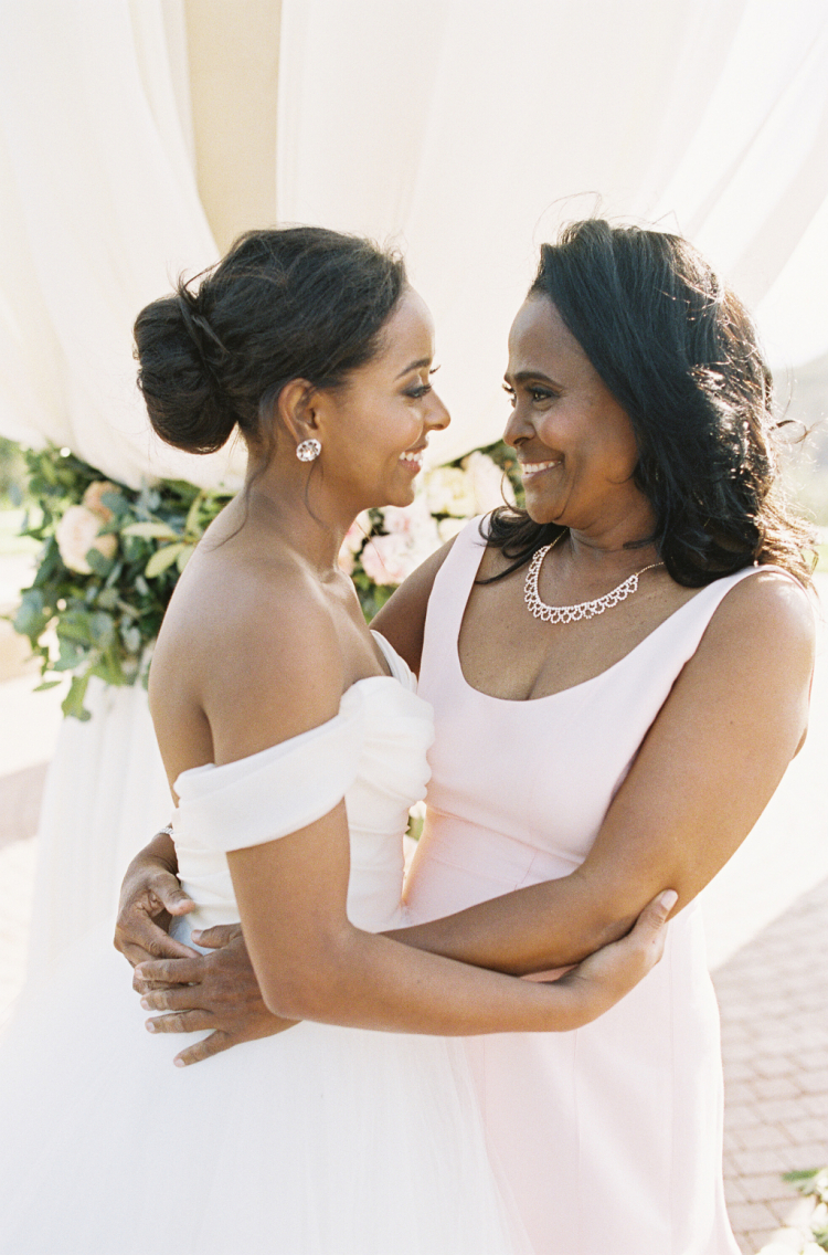 Especial Dia das Mães | Como homenagear as mães dos noivos no casamento