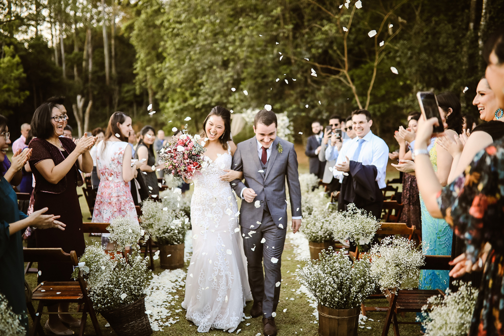 Érica e Thiago | Casamento com cerimônia ao ar livre no Serra dos Cocais