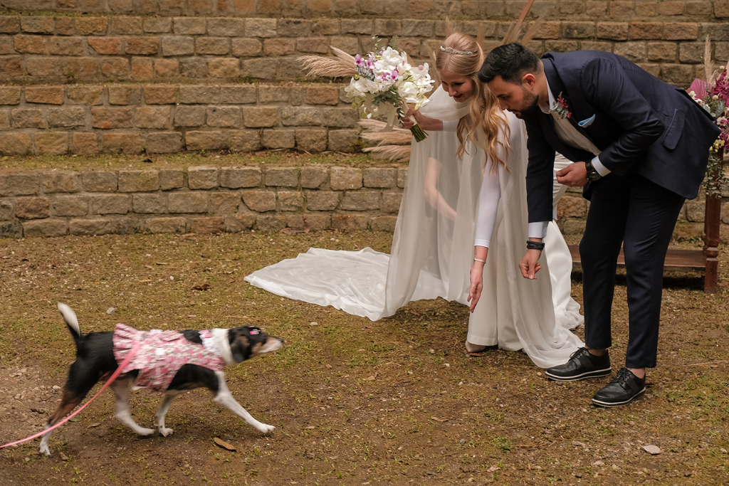 Juliana e Vinicius Casamento na Casa Giardino a dois com amor Karina Matos Assessoria