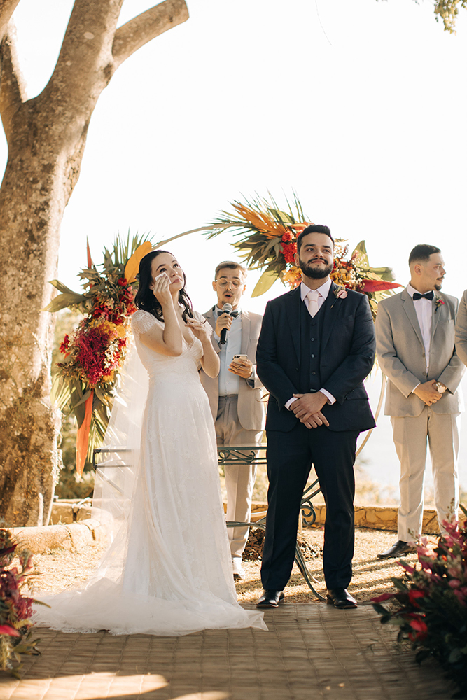 Manu e Cassio Casamento com vista para o mar em Ilhabela