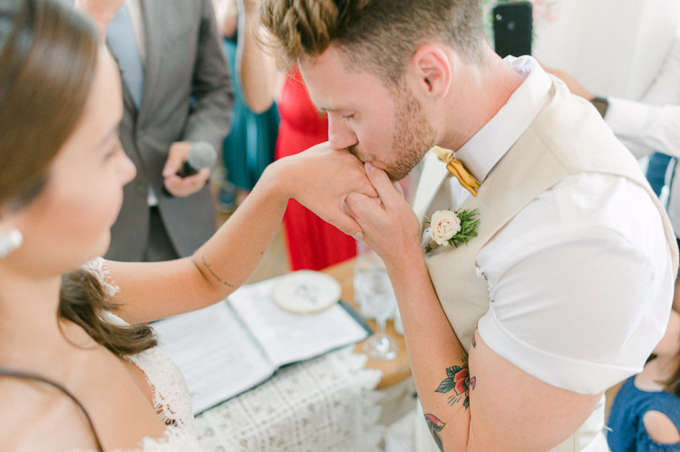 Mini wedding na Casinha Quintal | Casamento encantado de Marina e Luccas