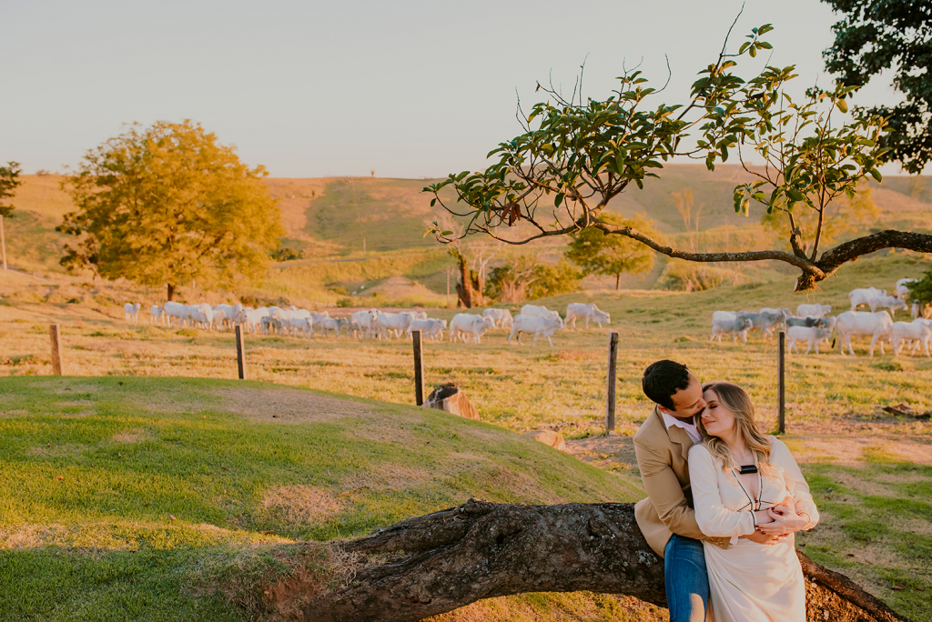 Renata e Mateus Pre wedding na Fazenda Embauva Daniel Okuyama