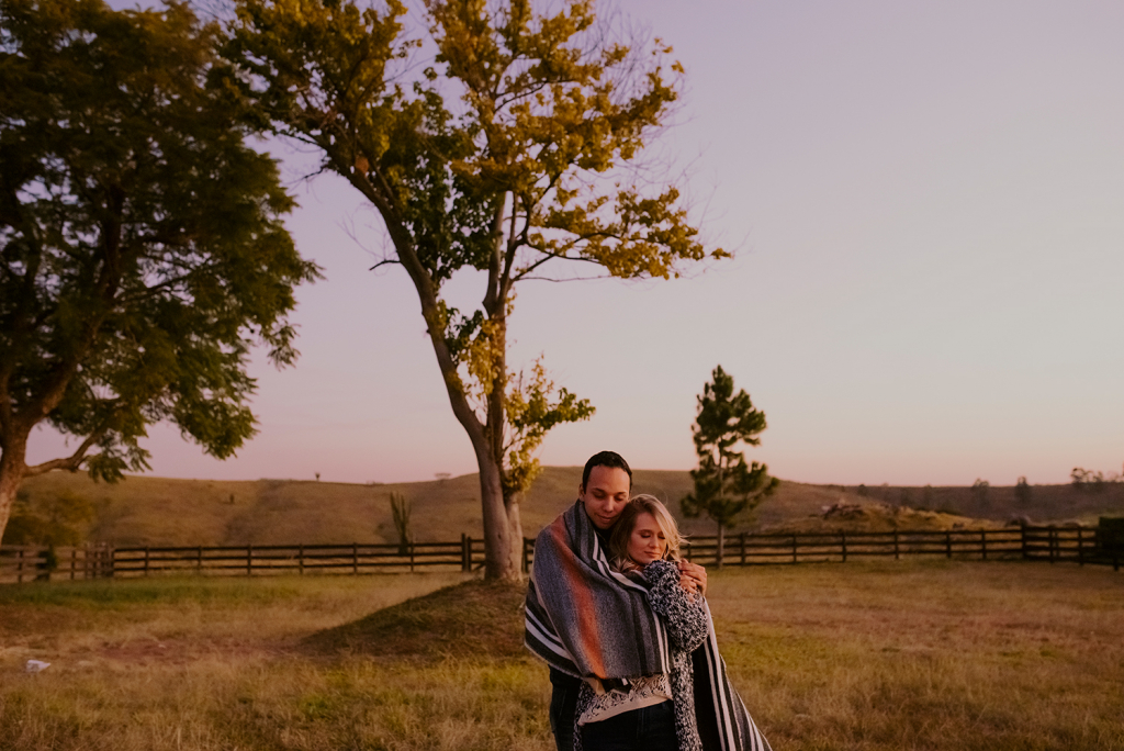 Renata e Mateus Pre wedding na Fazenda Embauva Daniel Okuyama