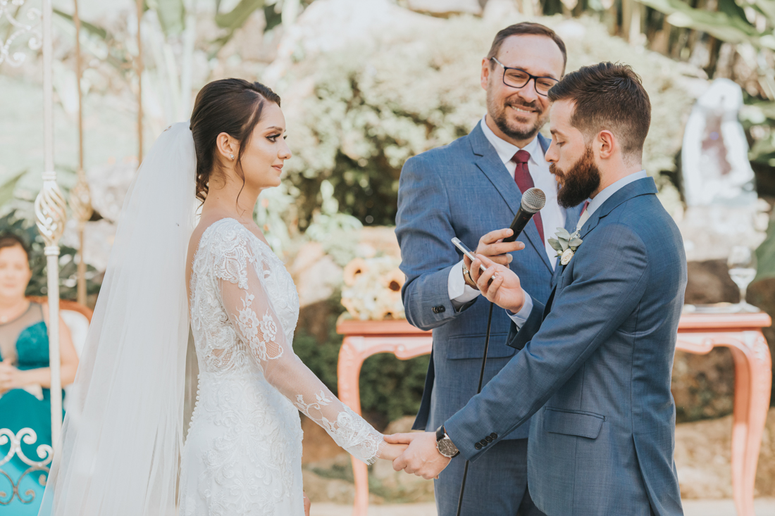 Samantha e Fabricio Casamento no Ravena Garden com Artes Cantadas