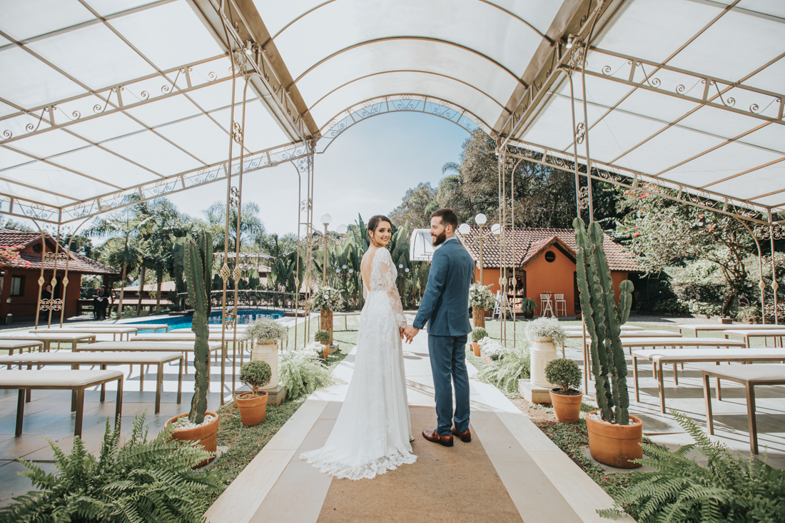 Samantha e Fabricio Casamento no Ravena Garden com Artes Cantadas