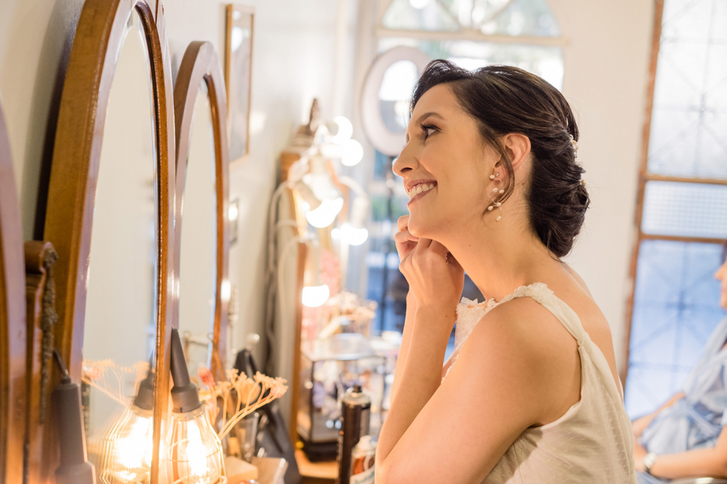 Virna e Gabriel Casamento em Brasilia Vestido de noiva à distância Helen Salles