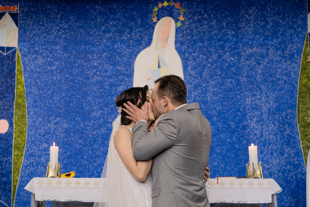 Virna e Gabriel Casamento em Brasilia Vestido de noiva à distância Helen Salles