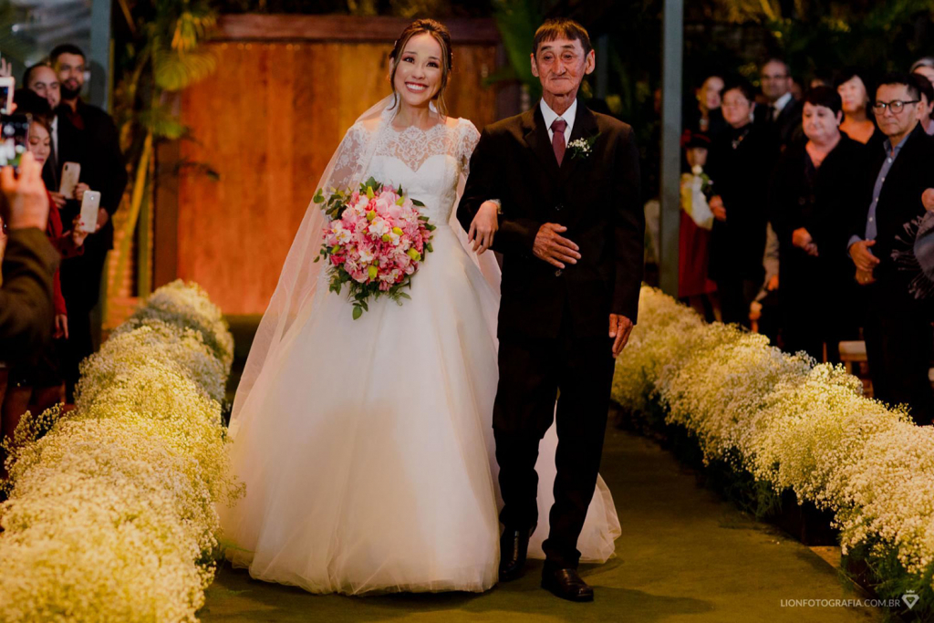 Aline e Guilherme | Casamento clássico com toque oriental