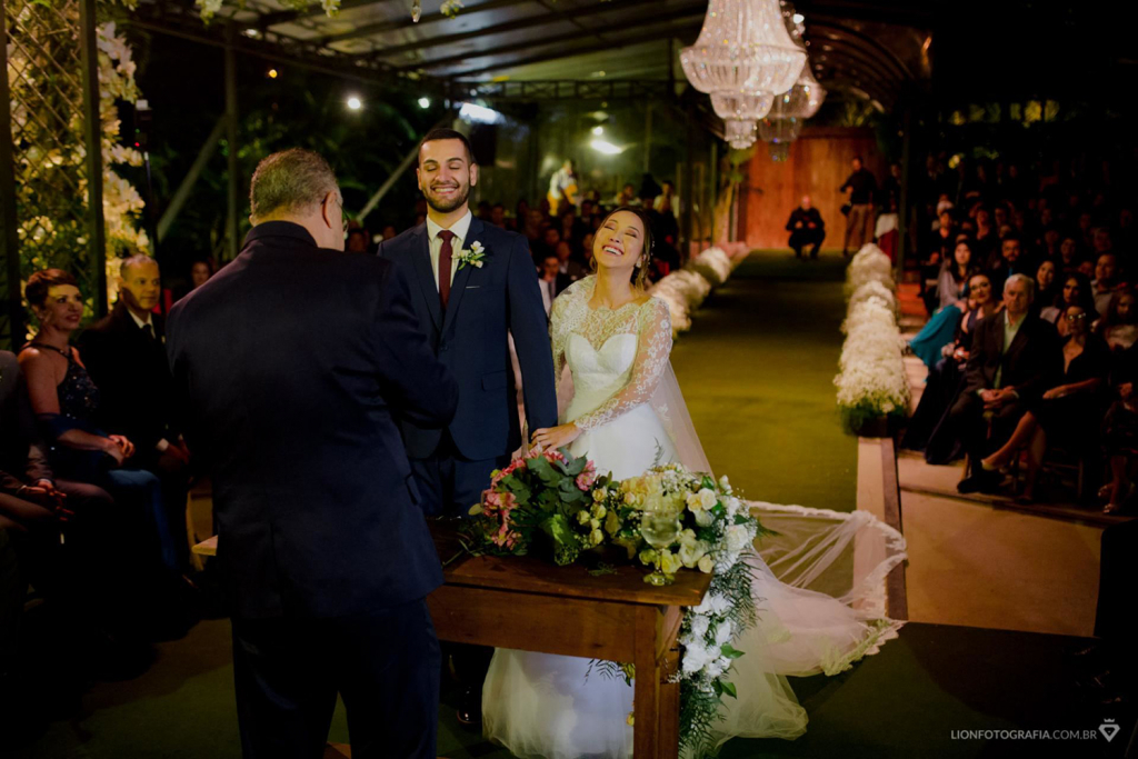 Aline e Guilherme | Casamento clássico com toque oriental