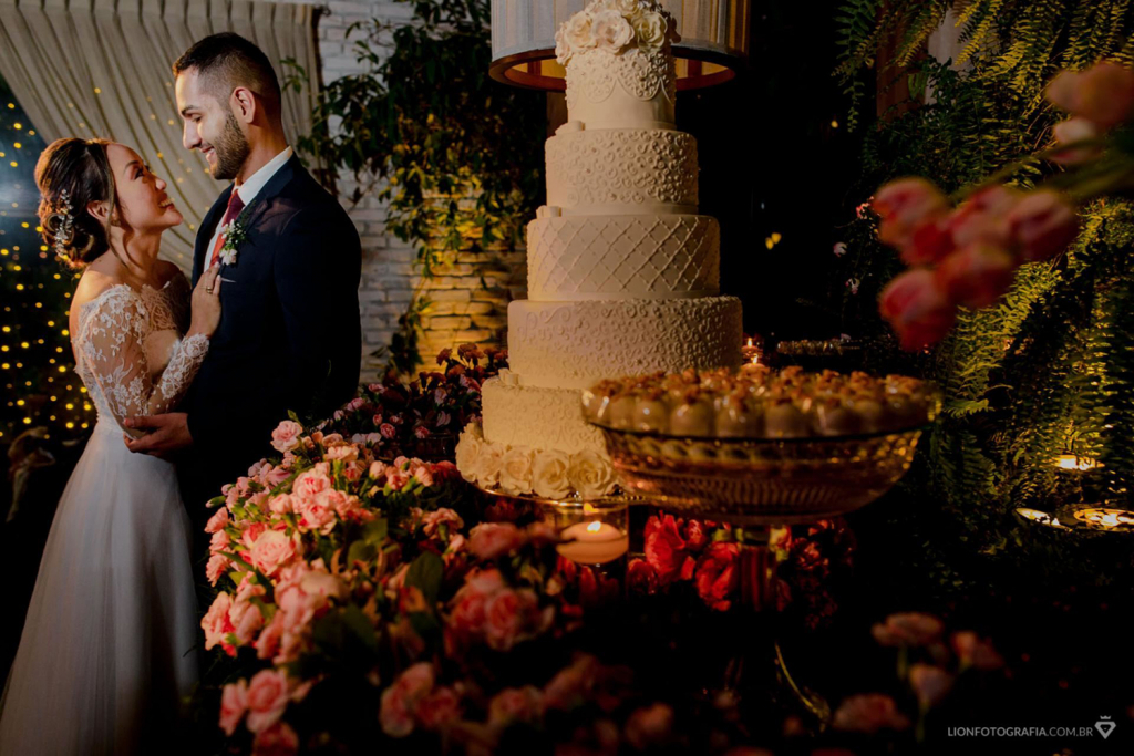 Aline e Guilherme | Casamento clássico com toque oriental