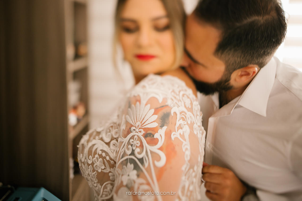 Carla e Tiago | Mini wedding na Casa Quena: amor e autenticidade