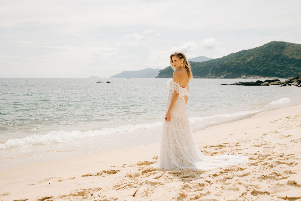 Noiva de Praia | Casamentos no litoral com beleza de Gisele Barbosa