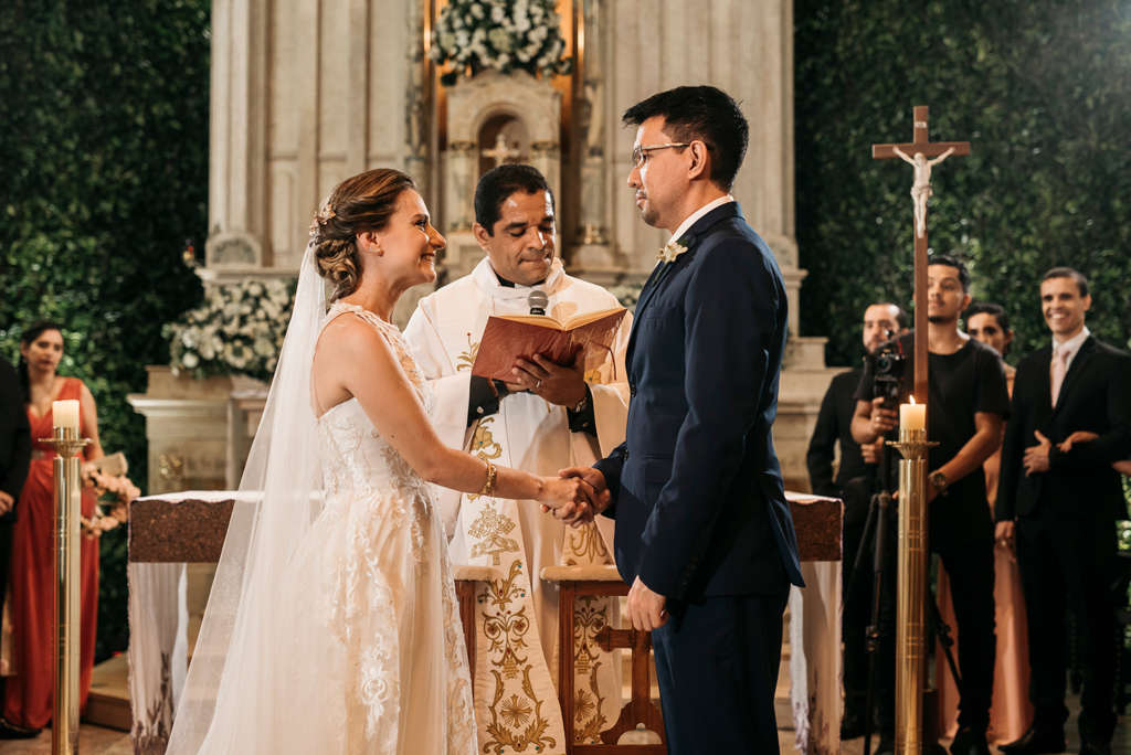 Anna Carolina e Weiji | Casamento dos sonhos no Celeiro Quintal