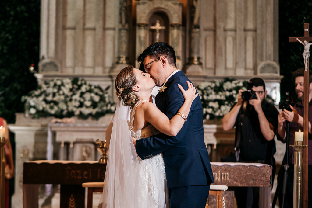 Anna Carolina e Weiji | Casamento dos sonhos no Celeiro Quintal