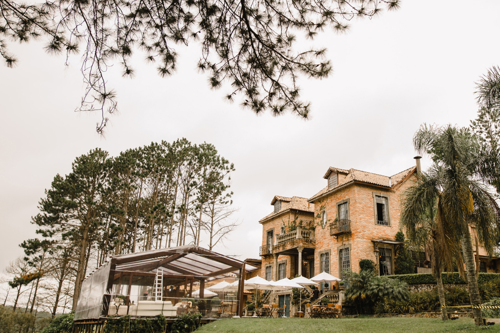 Carolina e Fabio | Casamento no Château Du Plas, por Natasha Bleier