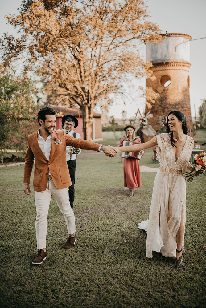 Editorial US | Casamento a dois na fazenda com decoração da Flor Brasileira