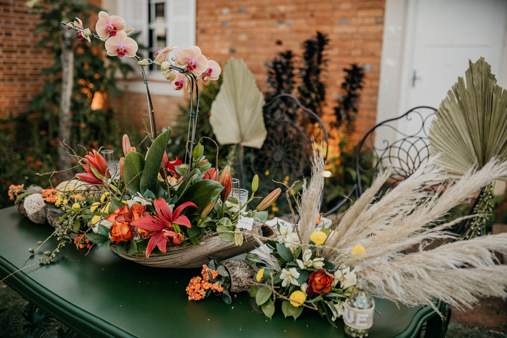 Editorial US | Casamento a dois na fazenda com decoração da Flor Brasileira