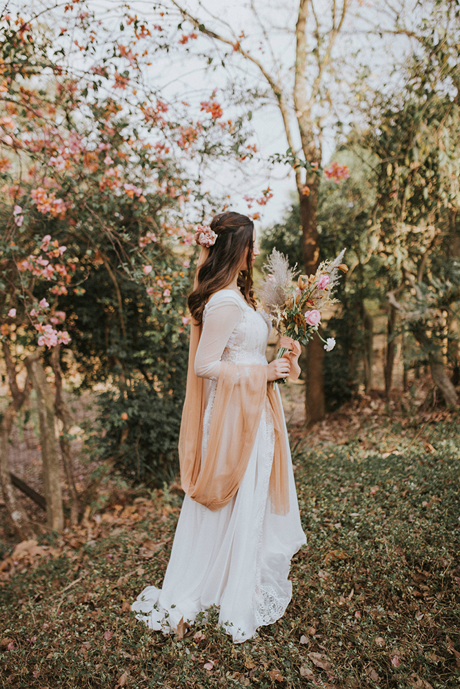 Ana e Davi | Casamento leve e divertido na fazenda com vestido de noiva Helen Salles