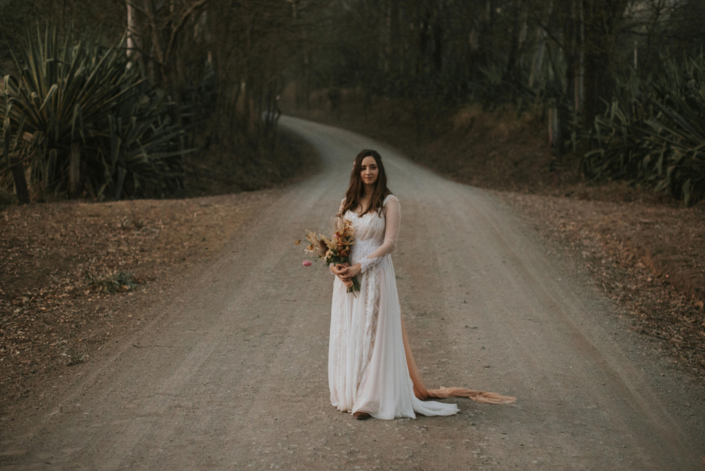 Ana e Davi | Casamento leve e divertido na fazenda com vestido de noiva Helen Salles