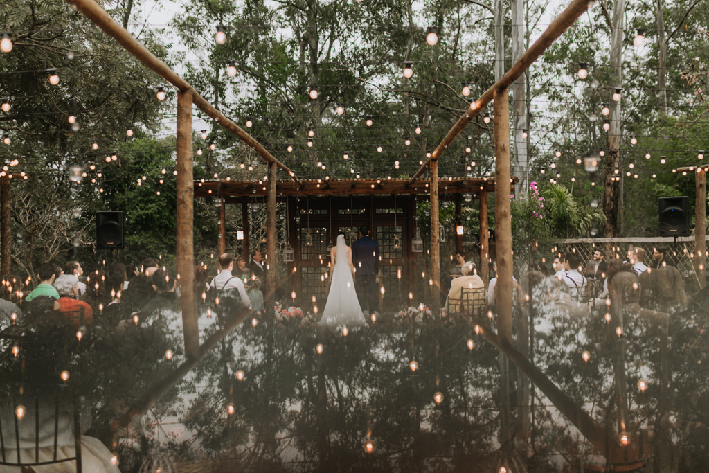 Priscila e Fábio | Casamento no Vila dos Eucaliptos: amor e inverno