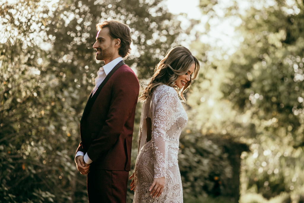 Amanda e Bruno | Elopement wedding boho ao ar livre com decoração de Emmanuel Nogueira