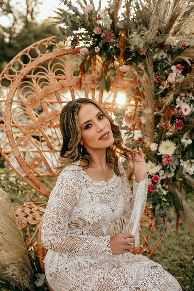 Amanda e Bruno | Elopement wedding boho ao ar livre com decoração de Emmanuel Nogueira