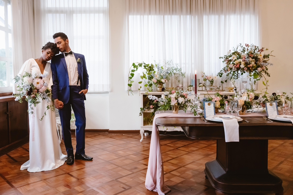 Home Wedding: elegância e aconchego para casar em casa por Gi Meira Fotografia