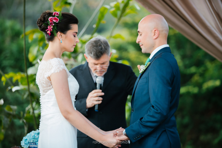 Poliana e Serhat | Casamento com clima acolhedor, por Rafa Ramos