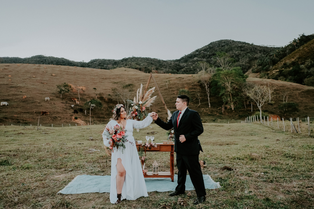 Julia e Afonso | Celebrando em par: casamento na fazenda