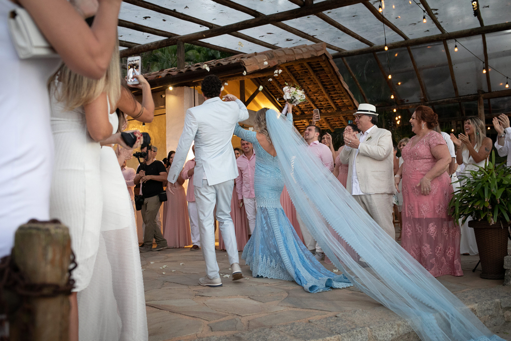 Noelle e Rodrigo | Casamento pé na areia em Ilhabela