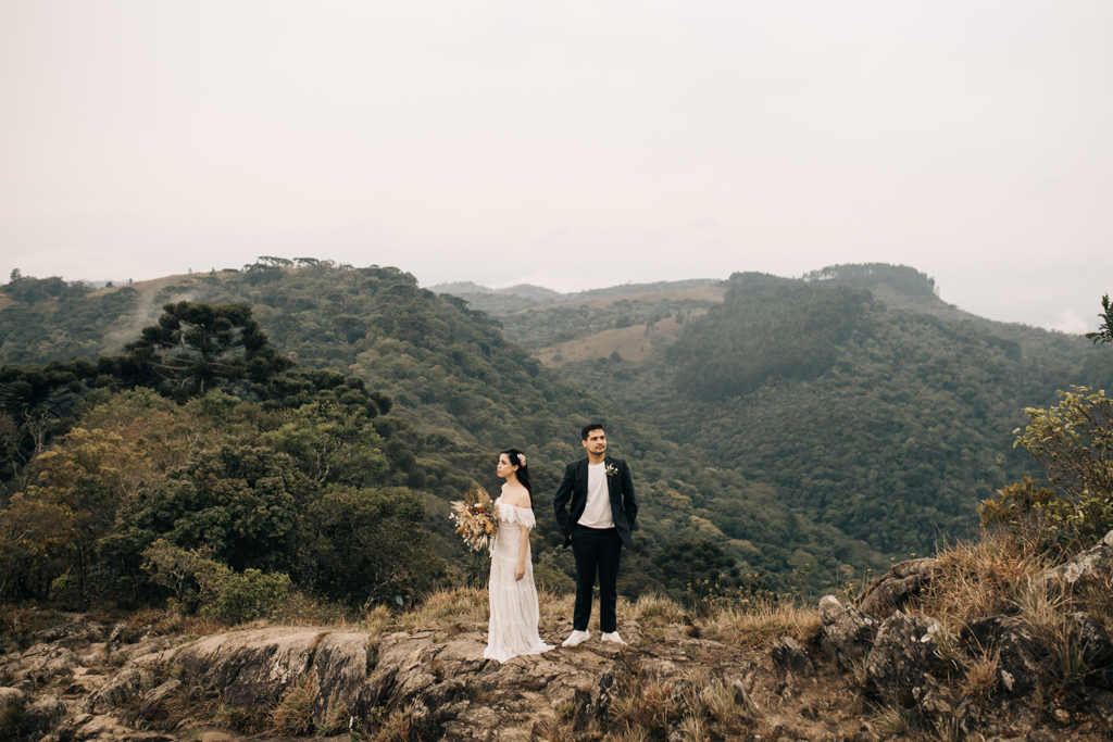 Deb e Leo | Elopement Wedding na Pedra do Baú por Eu Caso Vocês