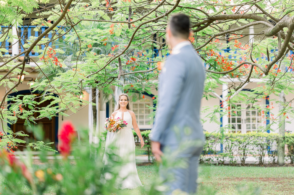 Amanda e Vinicius | Editorial Sentidos: um amor vibrante como o Flamboyant