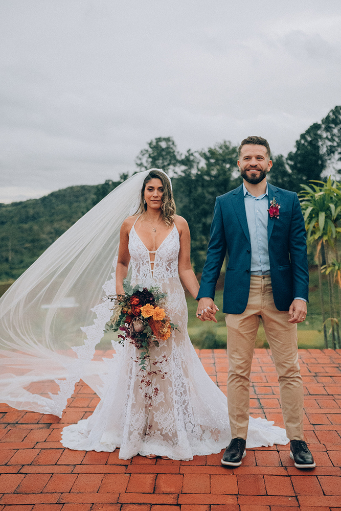 Jordana e Henrique | Mini wedding na Fazenda Embaúva