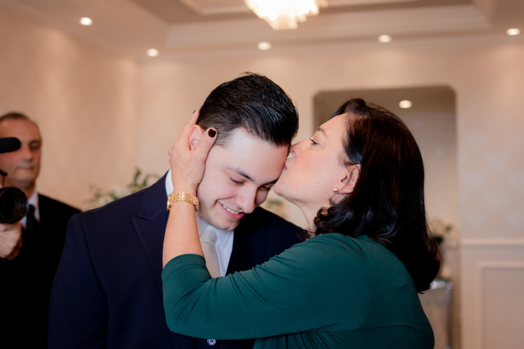 Aline e Fábio | Home wedding romântico com toque azul