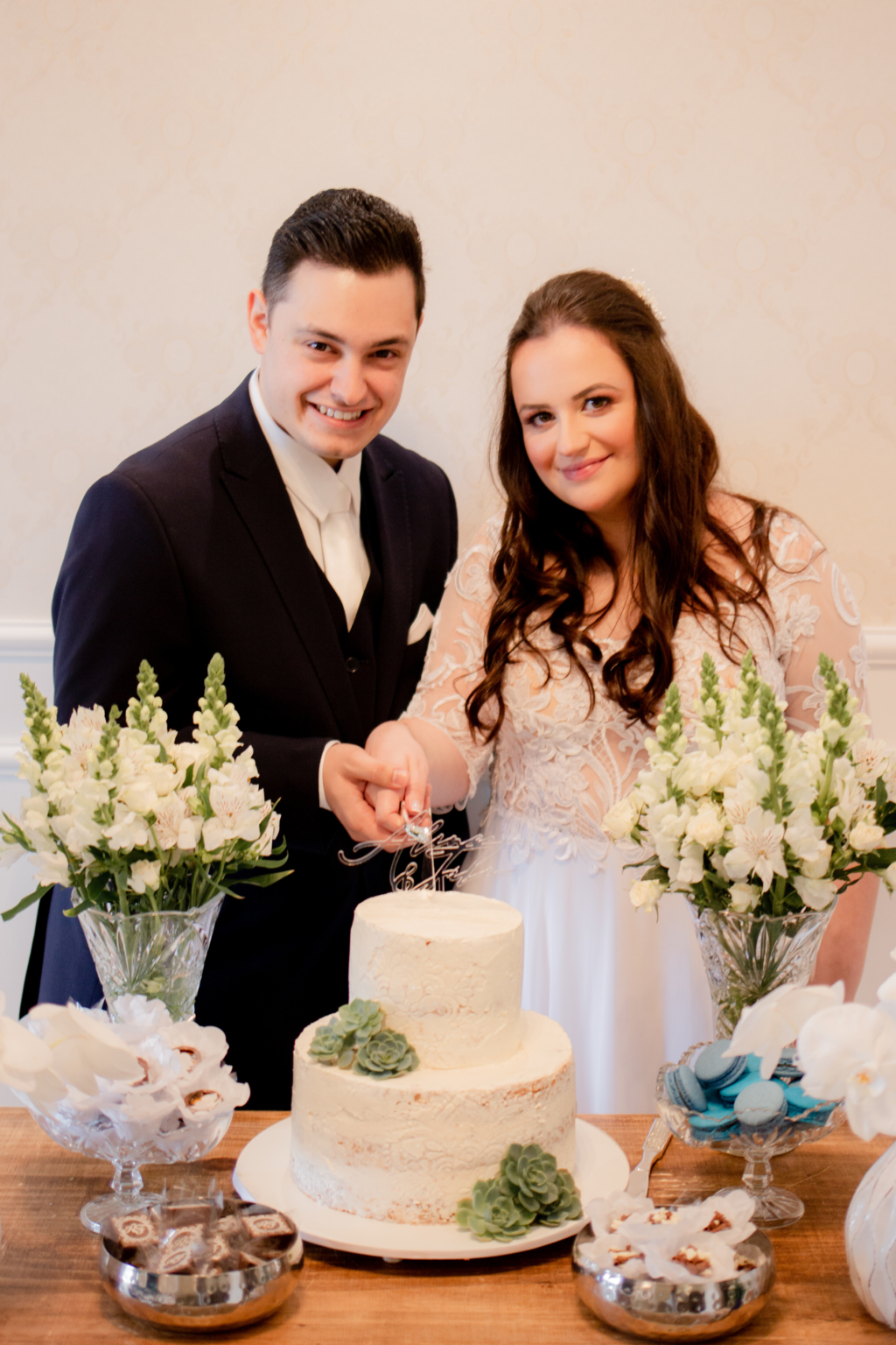 Aline e Fábio | Home wedding romântico com toque azul