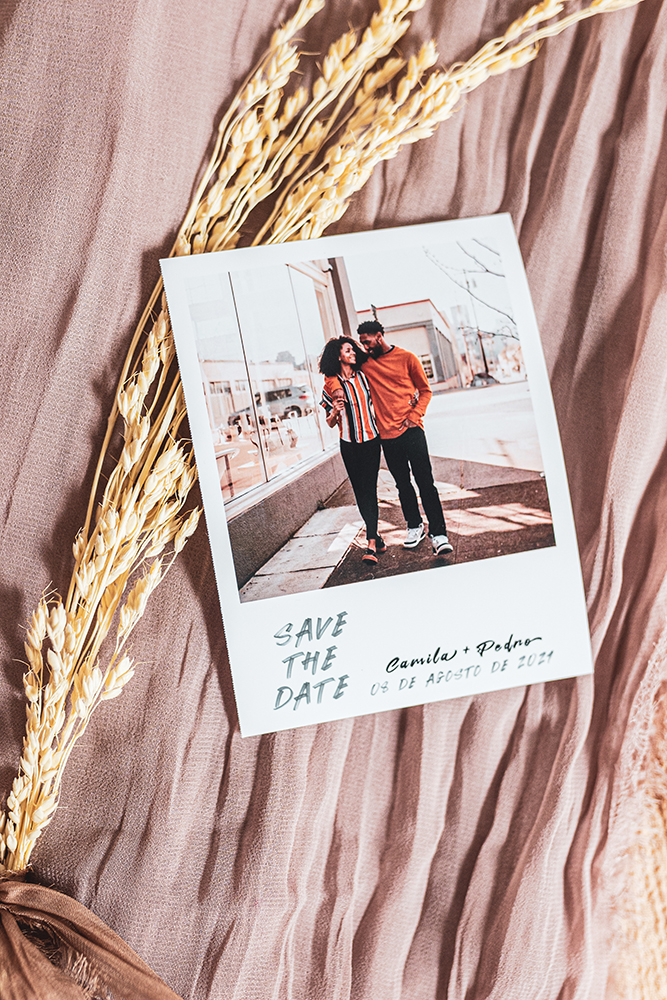 Amoraprint | Save The New Date em formato polaroid