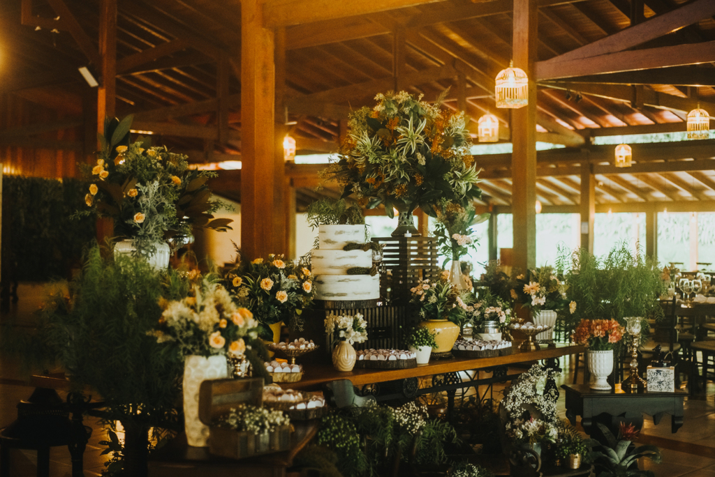 Julia e Victor | Fé e amor: casamento no Espaço Ravena Garden