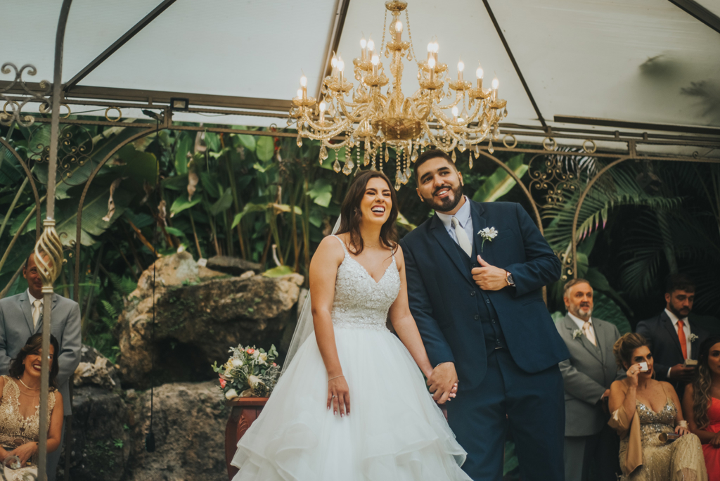 Julia e Victor | Fé e amor: casamento no Espaço Ravena Garden