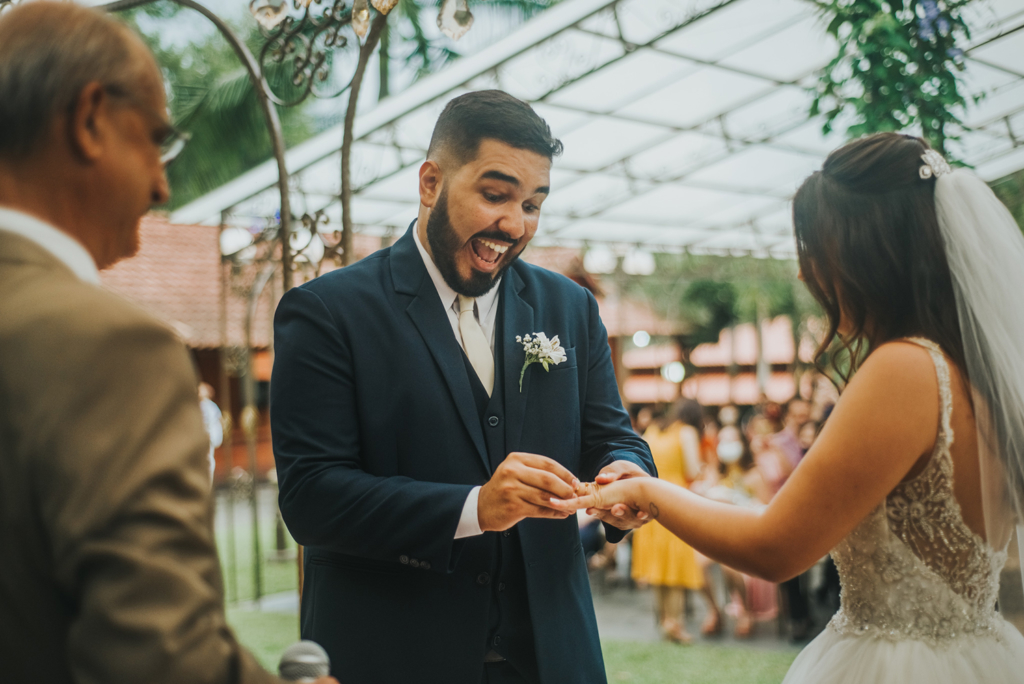 Julia e Victor | Fé e amor: casamento no Espaço Ravena Garden