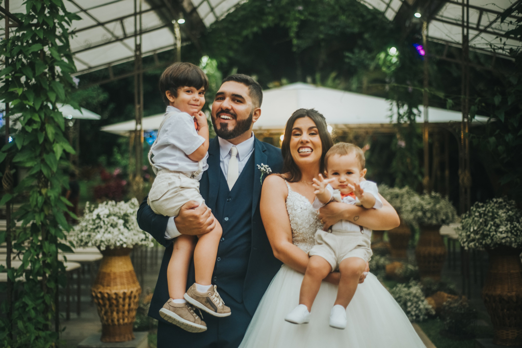 Julia e Victor | Fé e amor: casamento no Espaço Ravena Garden