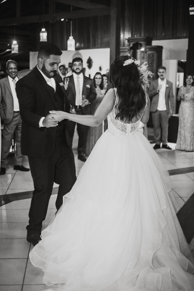 Julia e Victor | Fé e amor: casamento no Espaço Ravena Garden