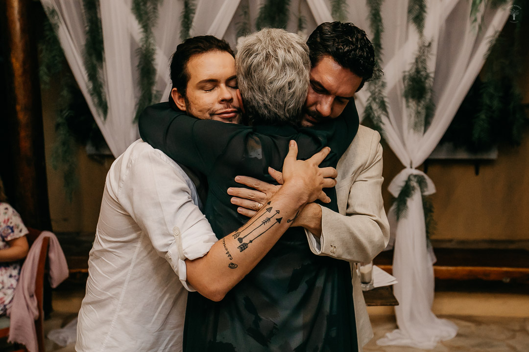 Lucas e Guilherme | Mini wedding com chuva e muito amor