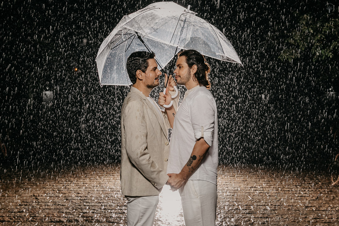 Lucas e Guilherme | Mini wedding com chuva e muito amor